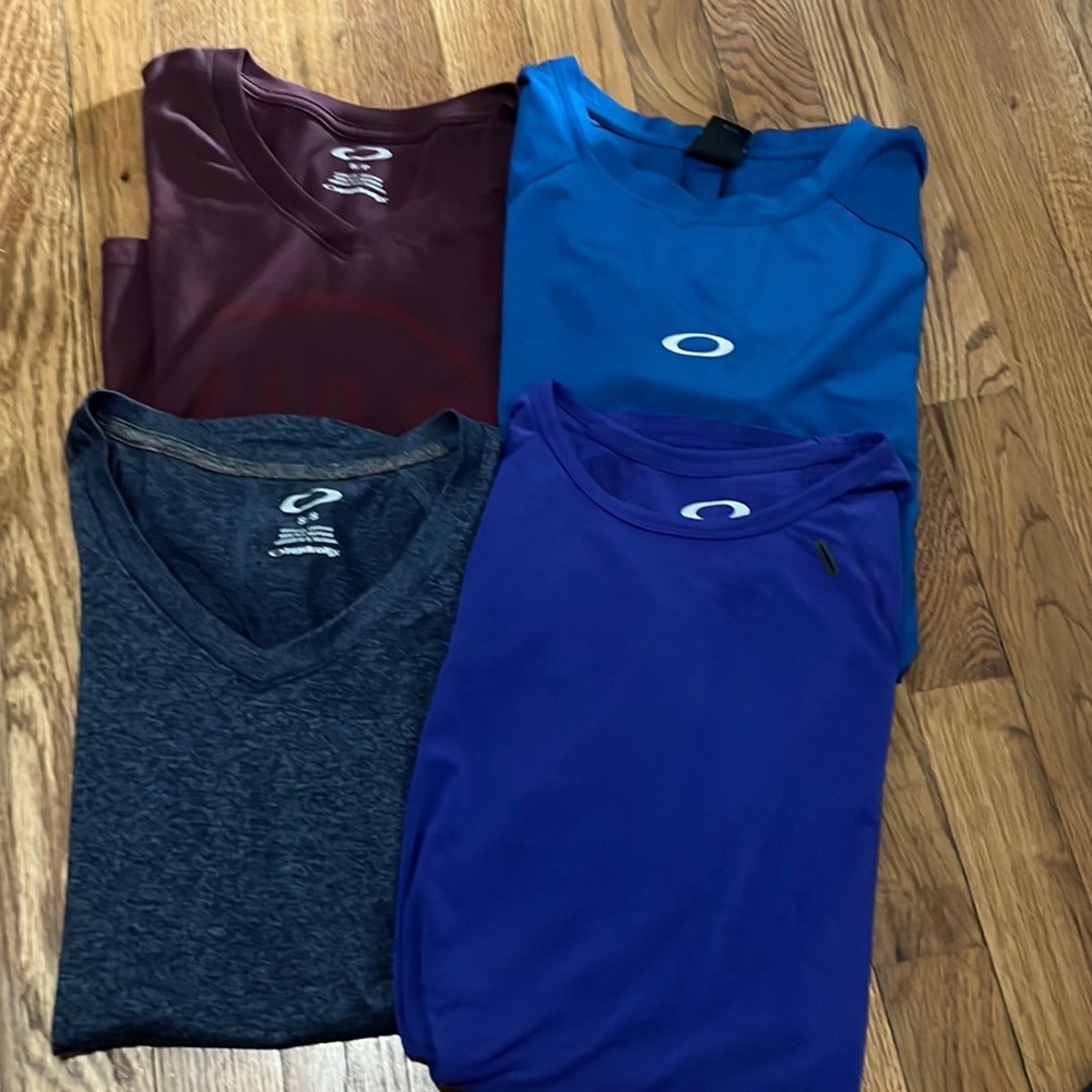 Oakley womens tee bundle